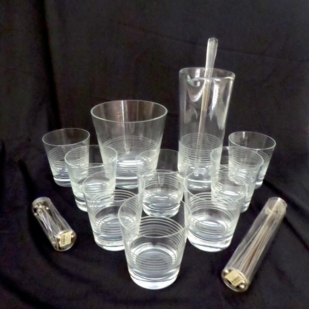 (NEW) VINTAGE CRATE & BARREL BRAND BEVELLED GLASS COCKTAIL BAR SET